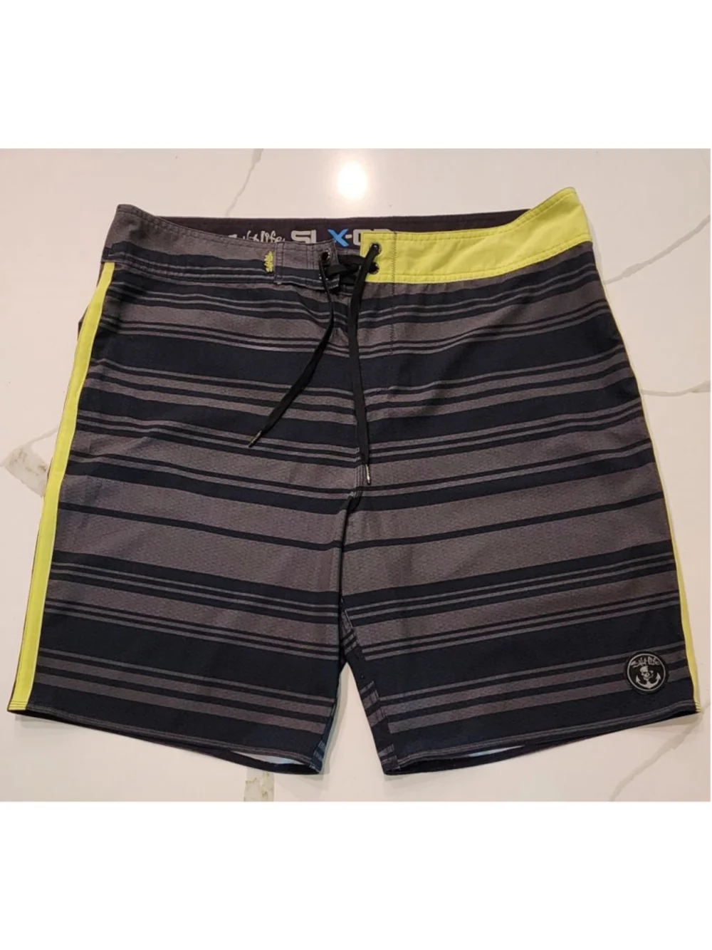 Salt Life SLX-QD Vapor Stretch Men's 38 Board Shorts Black Gray Striped Swim
